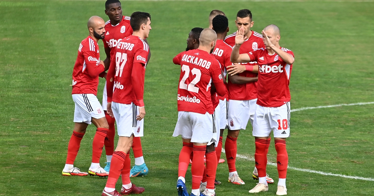 ЦСКА 1948 победи Локомотив (Пловдив) с 3:1 като гост в