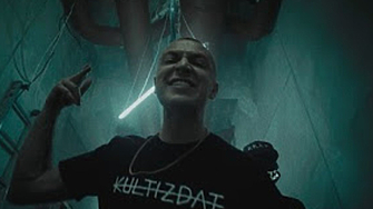 Руската рап звезда Oxxxymiron Оксимирон който е много популярен сред