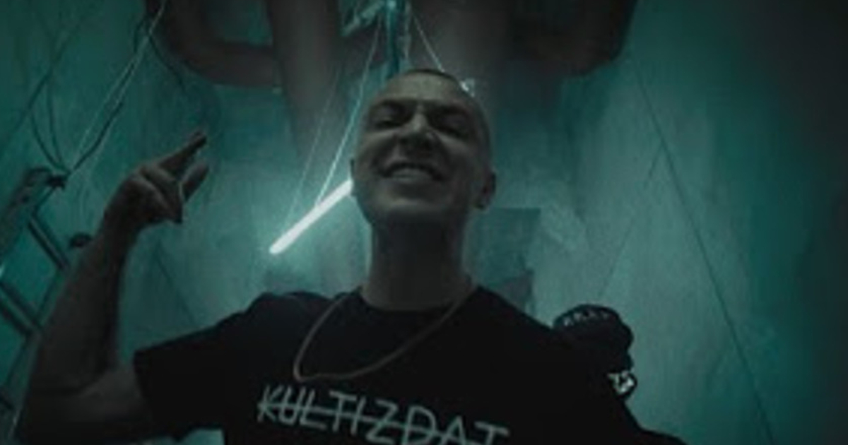 Руската рап звезда Oxxxymiron (Оксимирон), който е много популярен сред