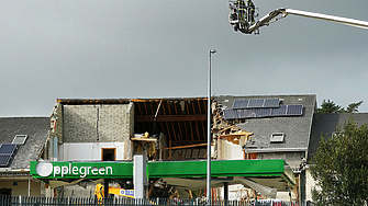 Ирландският премиер отдаде почит на десетте жертви на опустошителната експлозия