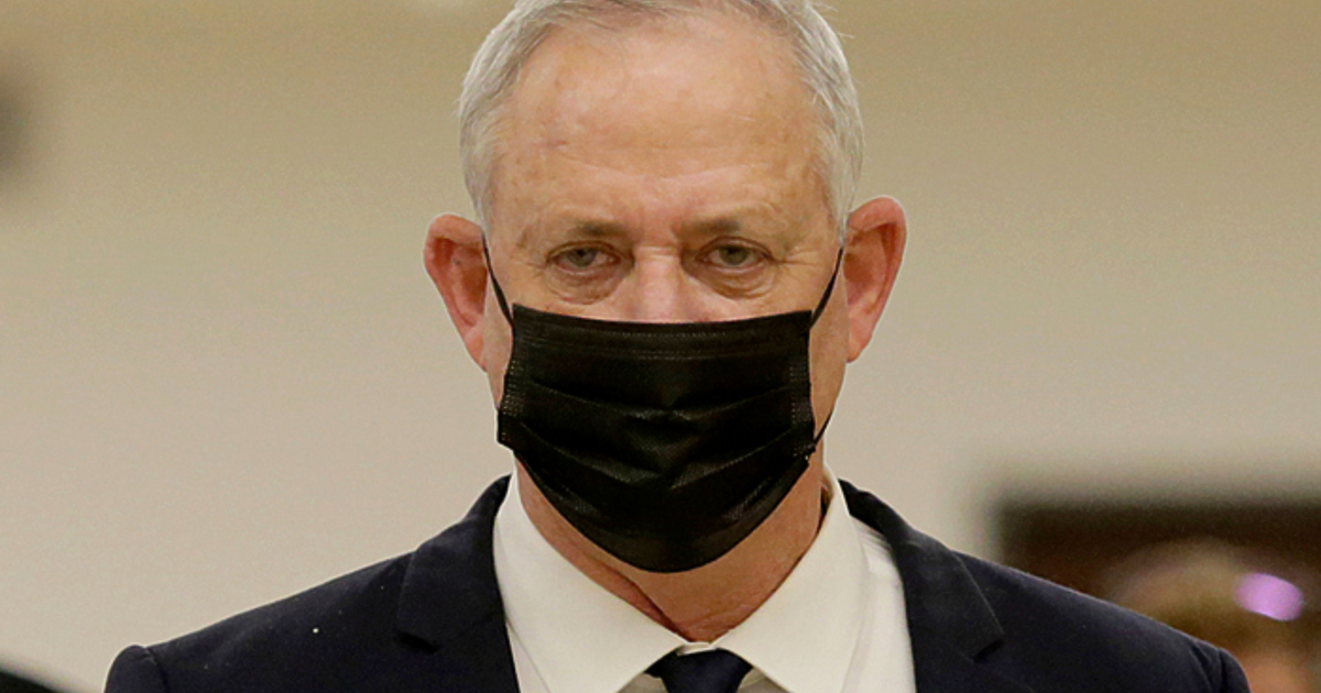 Израел продължава да изключва възможността да доставя оръжие на Украйна,