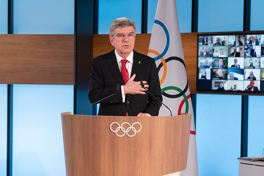 Шефът на МОК препоръча забраната за руски спортисти да остане