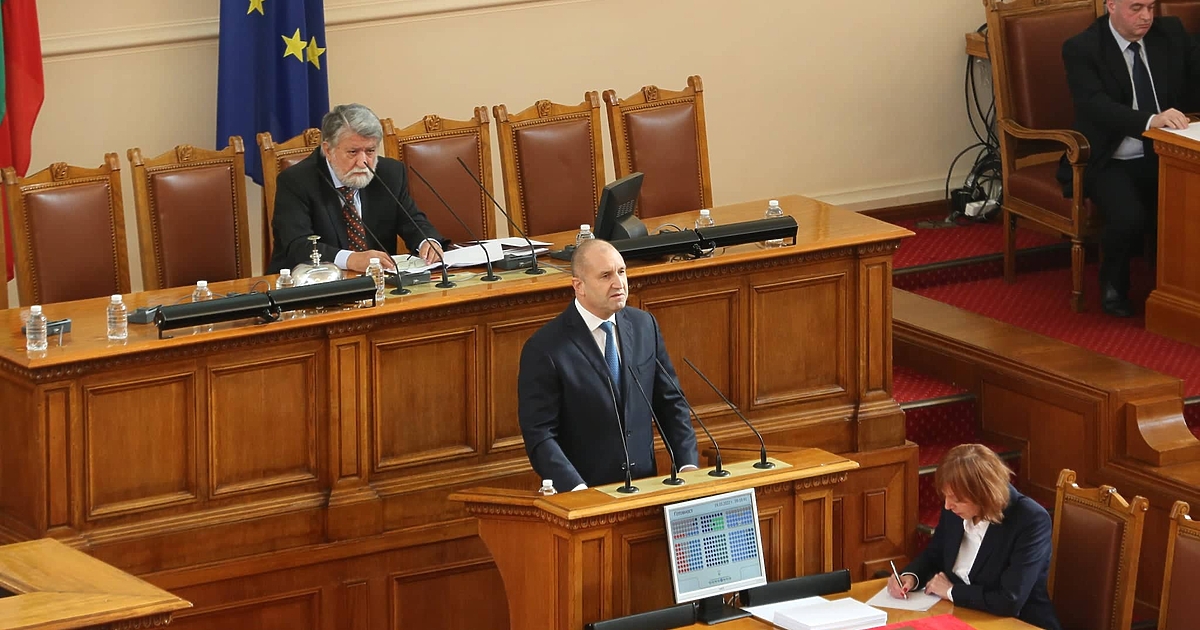 С указания към новите депутати какво трябва да приемат като