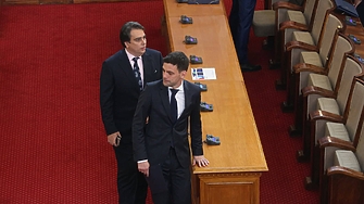 Терминът златен пръст се появи в българската политика когато лидерът