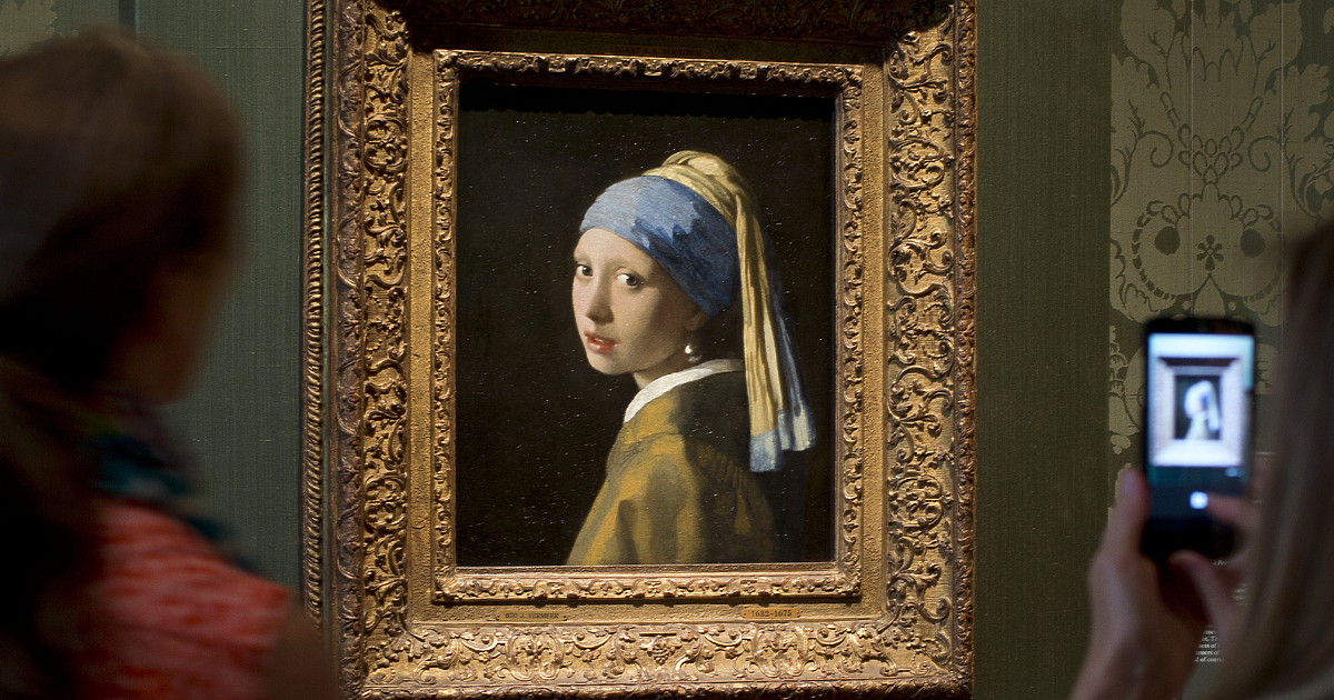 Двама мъже, които проведоха акция за защита на климата в