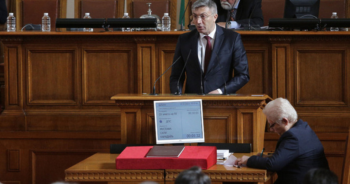 Основна задача на всички политици и държавни институции е да