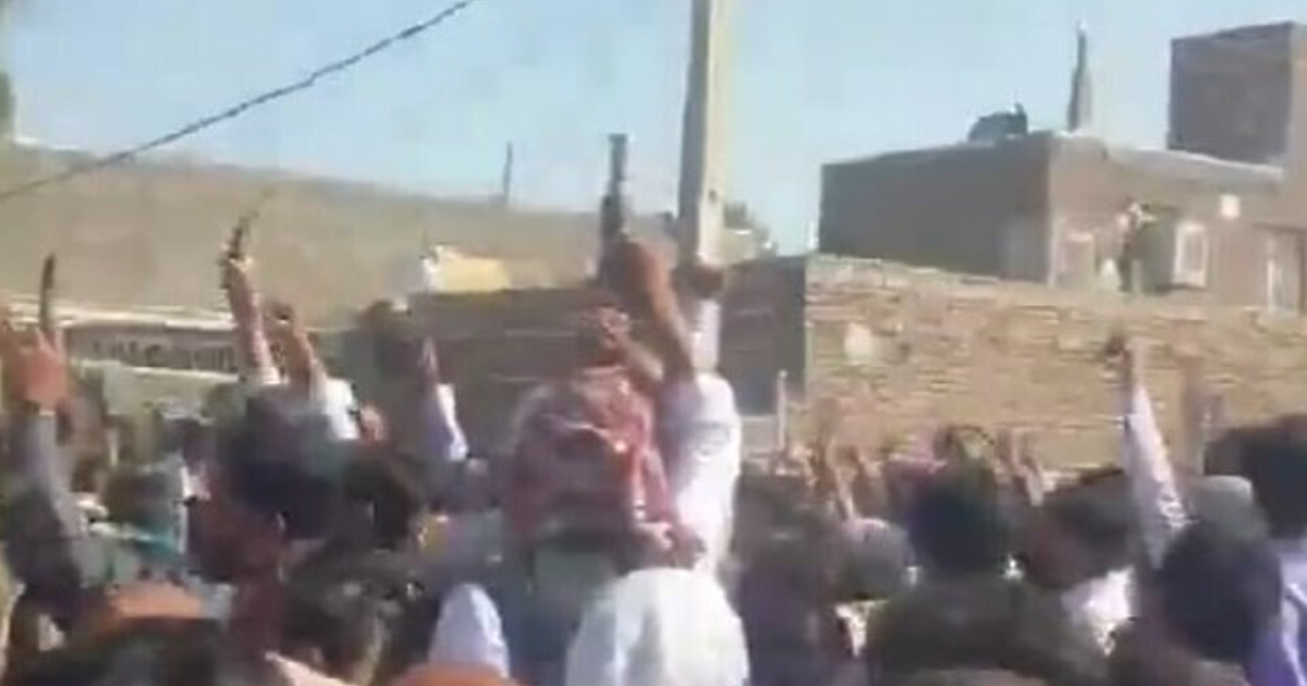 Протести избухнаха вчера в размирната югоизточна част на Иран, а