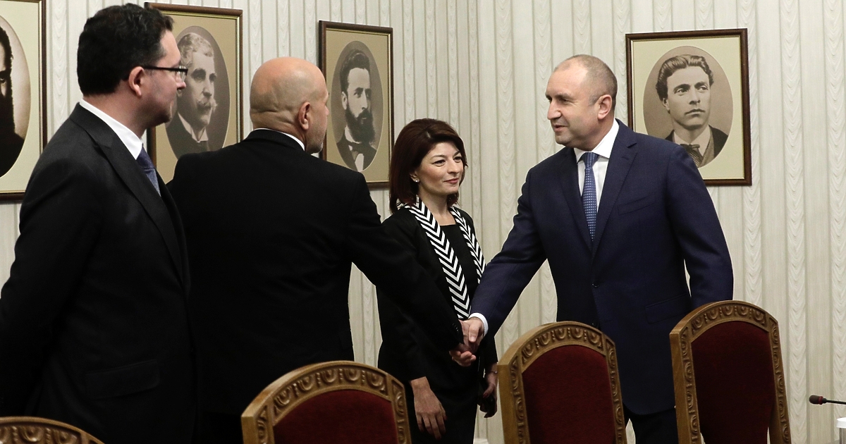 Президентът Румен Радев и представителите на ГЕРБ размениха реплики по