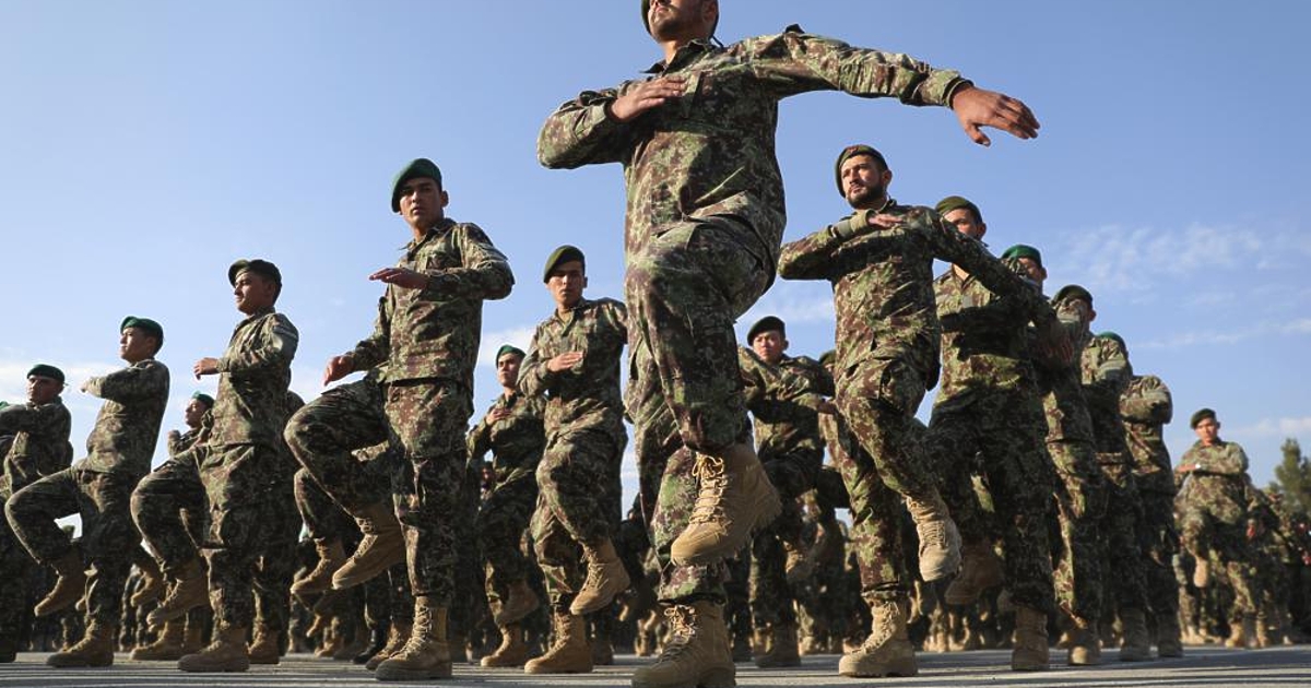 Русия се опитва да вербува бивши афганистански командоси за войната