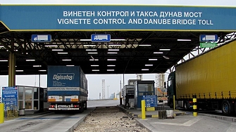 Най малко един човек е загинал след като цистерна гръмна до