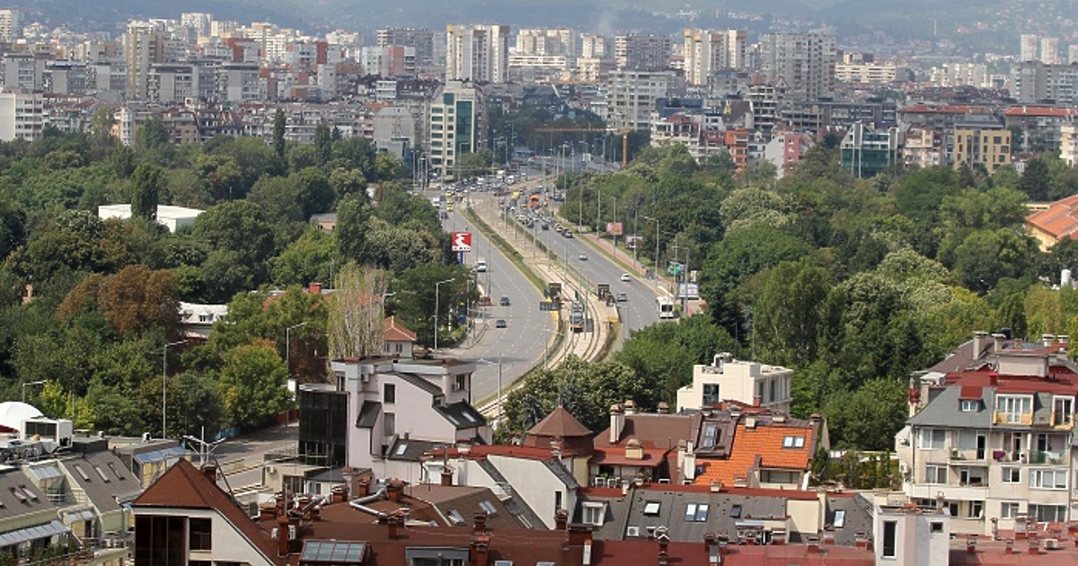 През октомври цените за покупка и за наемане на апартамент
