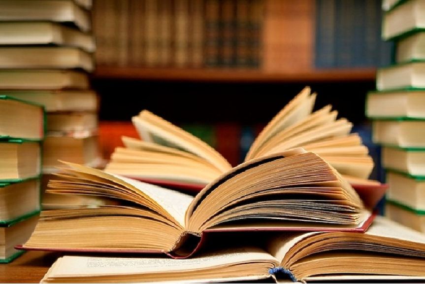 Броят на забранените книги в американските училища расте