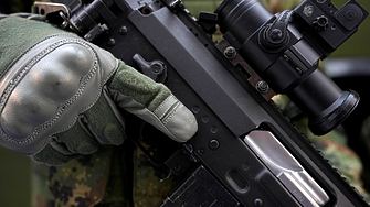 Въоръжени лица откриха огън на базар в югозападния ирански град