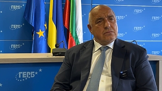Лидерът на ГЕРБ Бойко Борисов коментира пред журналисти в Пловдив