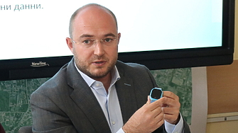 Председателят на Столичния общински съвет заедно с общинските съветници Диян