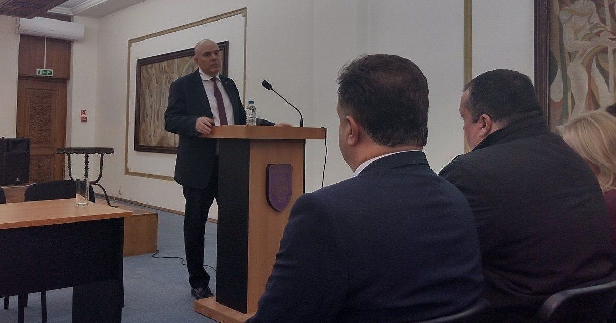 Депутатите нямат аргументи, страх ги е да чуят гражданите, ще