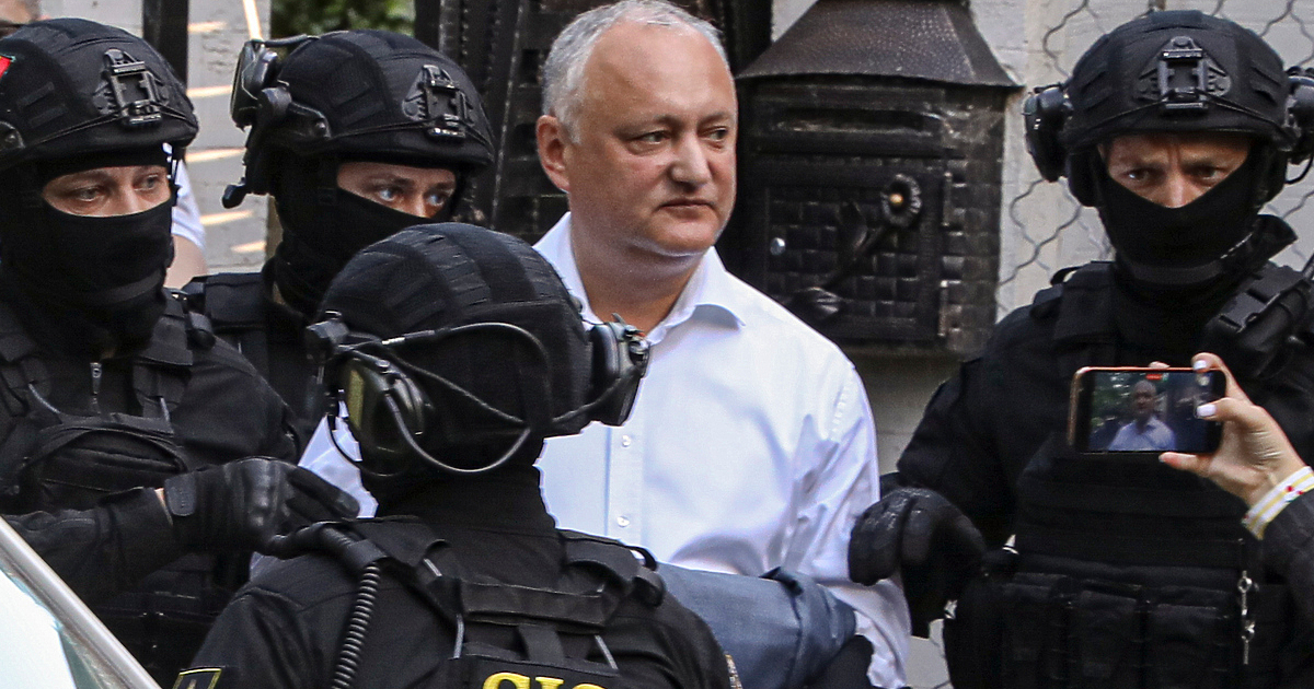 Бившият молдовски президент Игор Додон, на когото са повдигнати редица