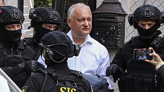 Освободиха Игор Додон от домашен арест, той обеща нови протести в Молдова