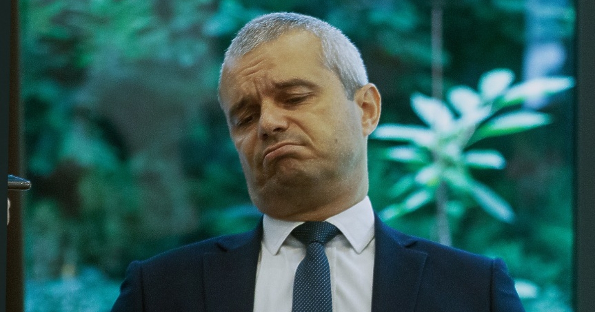 Утре е 7 ноември и може би е знаково, че