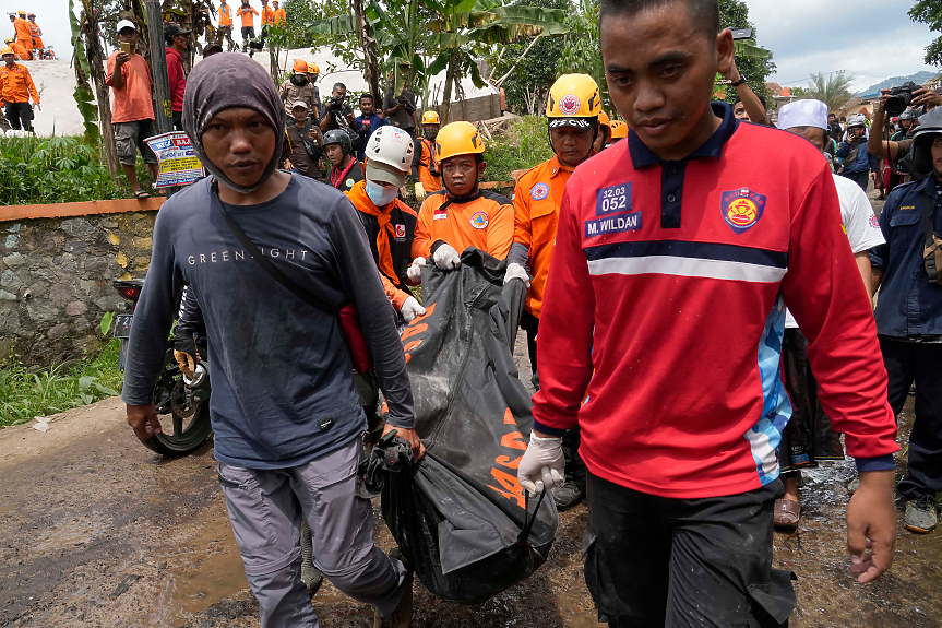268 станаха жертвите на земетресението в Индонезия