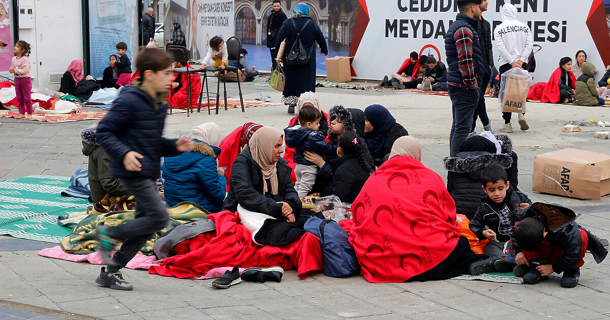 Земетресение с магнитуд 6,1 удари Северозападна Турция в сряда сутринта,