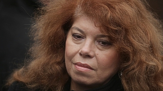 Упреците от страна на властите в София към правителството на