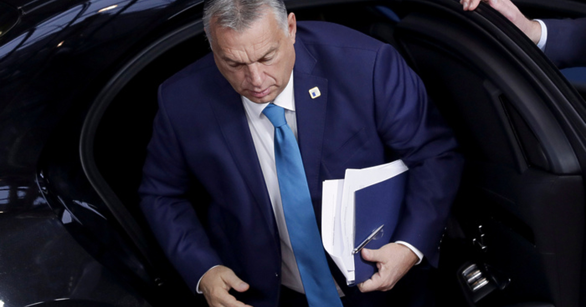 Унгарският министър-председател Виктор Орбан заяви днес, че страната му остава