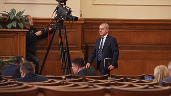 Премиерът Гълъб Донев не е разговарял лично с премиера на