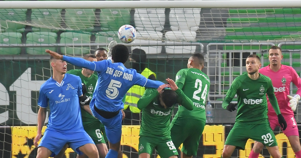 Лудогорец и Левски завършиха 0:0 в отложен мач от Първа