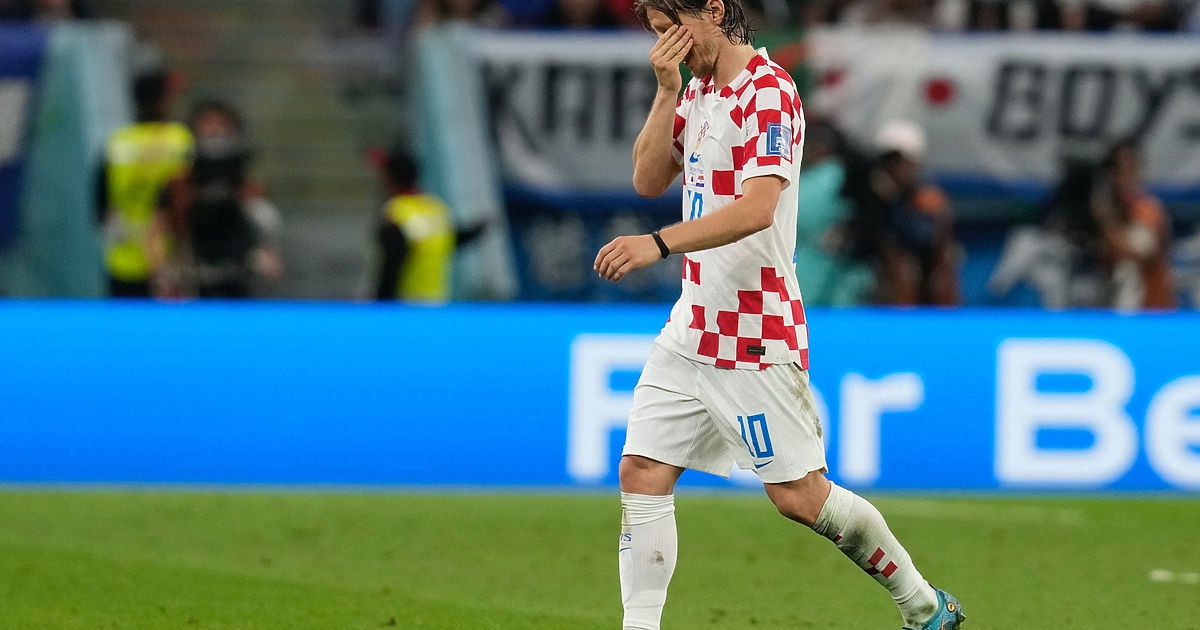 Футболните федерации на Хърватия и Сърбия бяха глобени от ФИФА