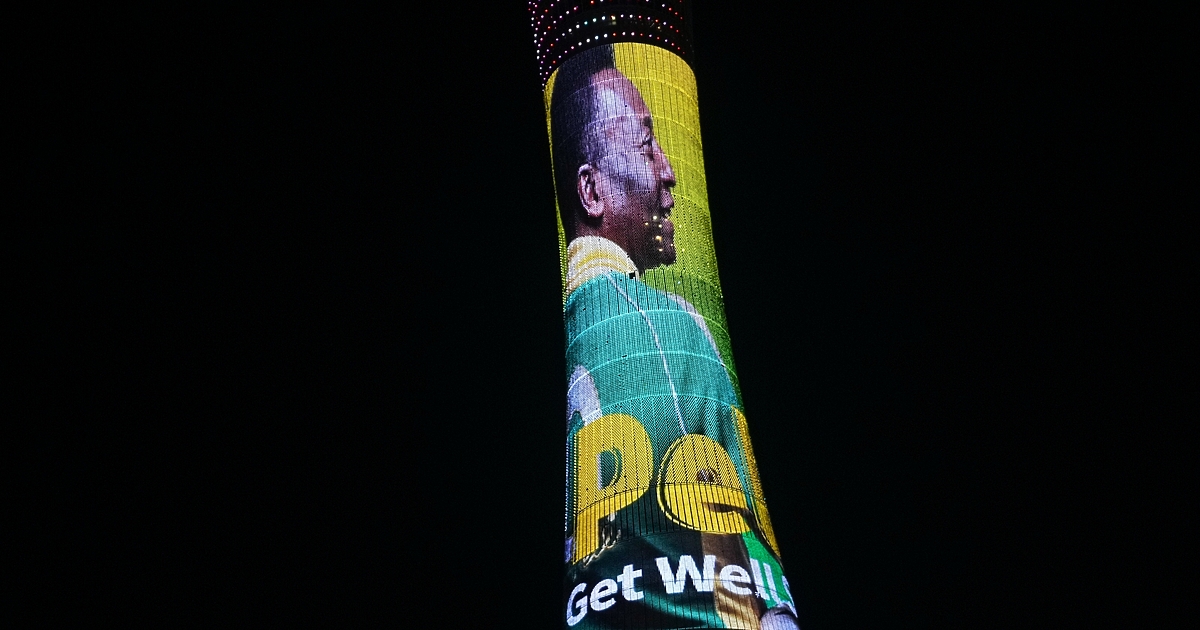 Краля на футбола Пеле разпространи изявление от болничното си легло,