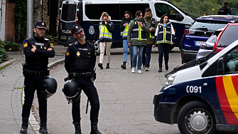 След вълната от писма - бомби в Мадрид - подозрителен плик и в посолството на САЩ