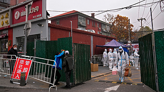 Китай отбеляза днес втори пореден ден на рекорден брой случаи