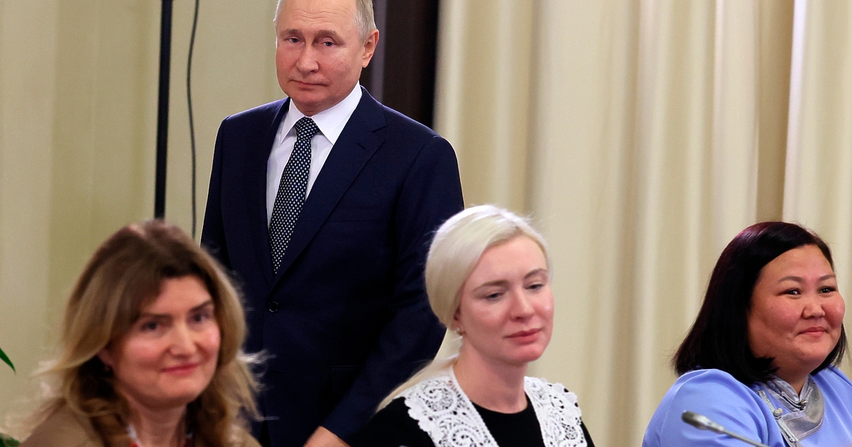 Владимир Путин не се беше срещал с майки на загинали