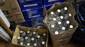 Най малко 38 души са починали в Индия вследствие на натравяне