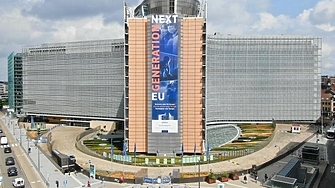 Европейската комисия извършва днес първо плащане на безвъзмездни средства в