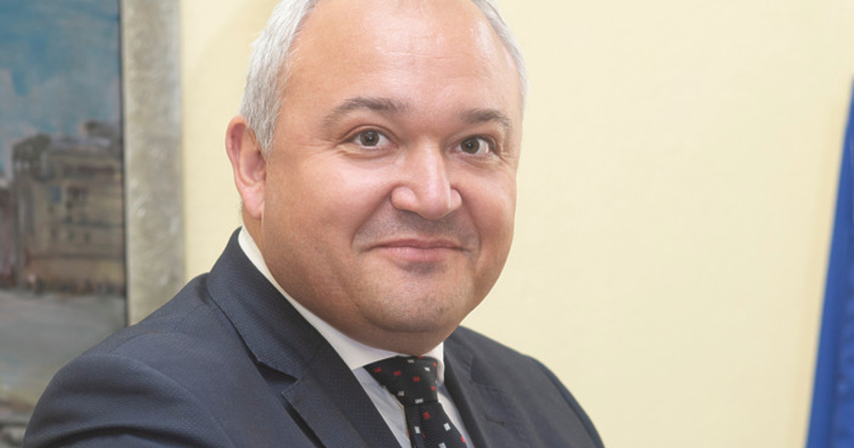 Има поне десетина производства, сред които и проверки, които касаят много