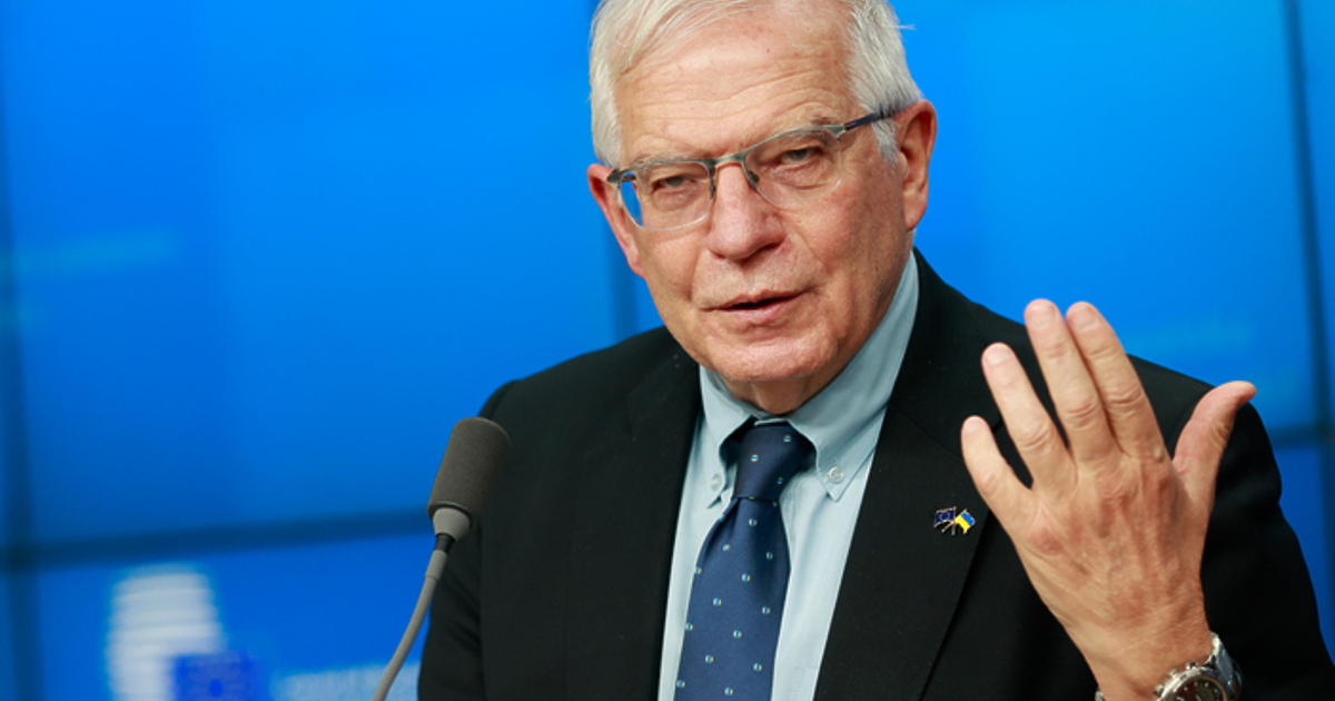 ЕС ще спре излъчването на още 4 руски телевизионни канала.Това