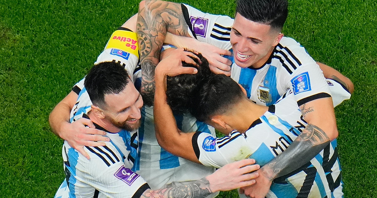 Аржентина е първият финалист на Световното в Катар след класика