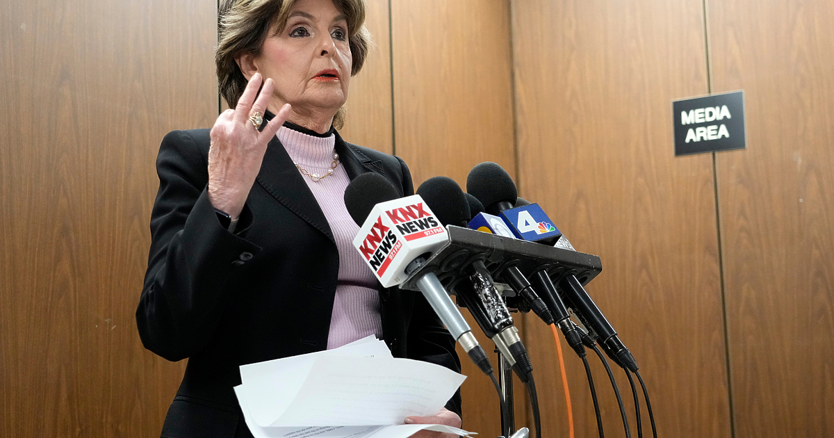 След продължил месец процес и девет дни обсъждания съдебни следователи