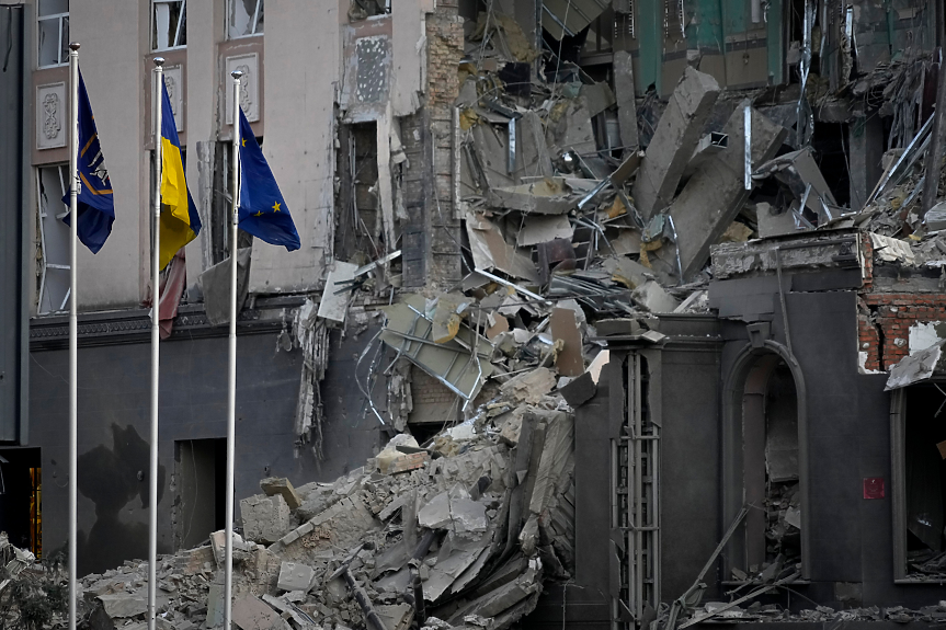 ДЕНЯТ В НЯКОЛКО РЕДА: Русия засипа с ракети Украйна. Целите - жилищни райони