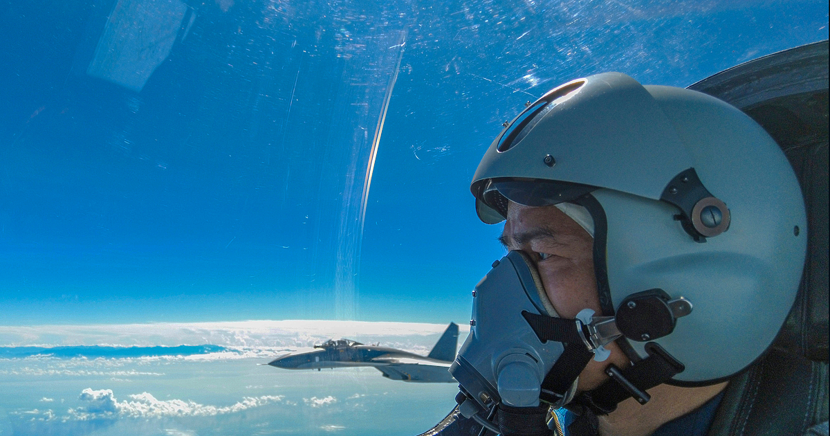 Китайската армия е изпратила през последното денонощие 71 самолета и