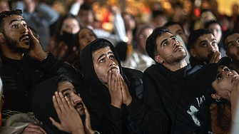 Признавам че не разбирам футболната игра така че съм безразличен