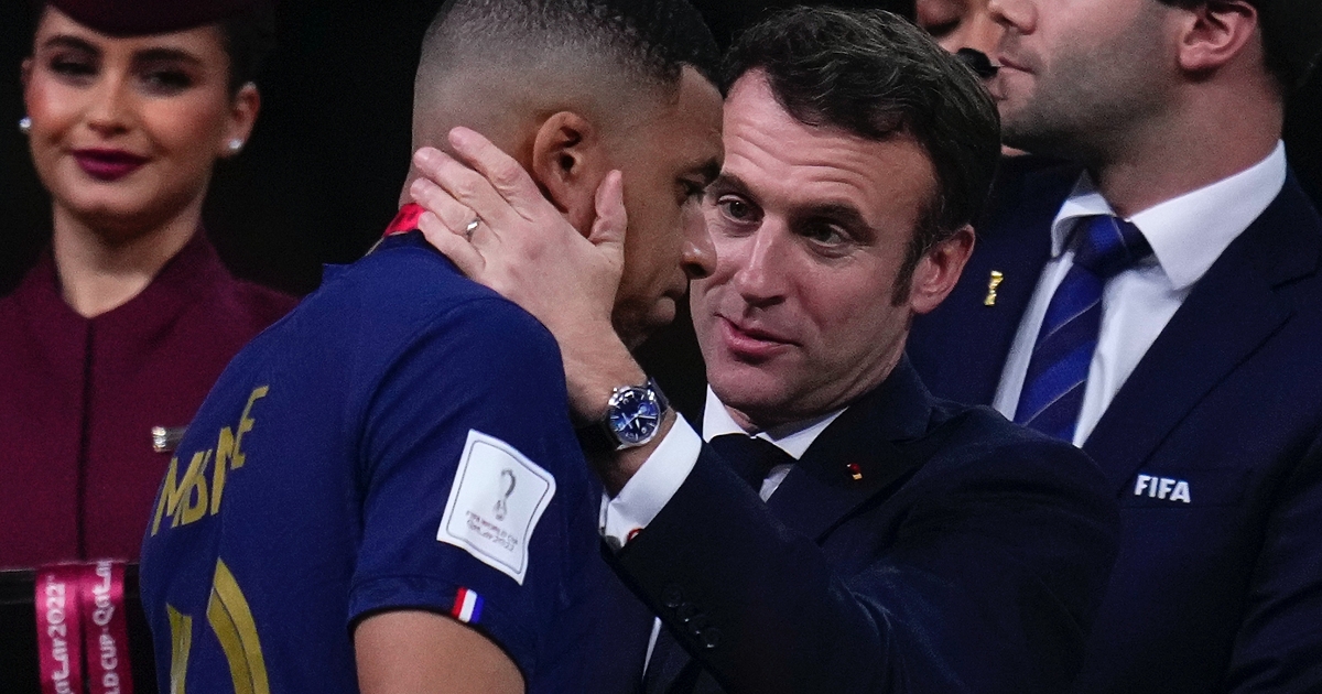 Ще се завърнем.Това написа Килиан Мбапе в туитър в първия