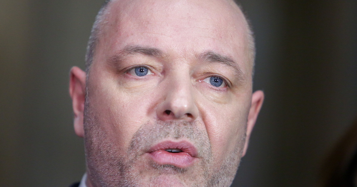 Кабинетът на ГЕРБ начело с проф. Николай Габровски не блести