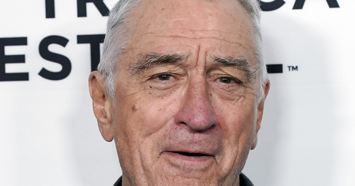 Жена се опита да открадне коледни подаръци от апартамента на