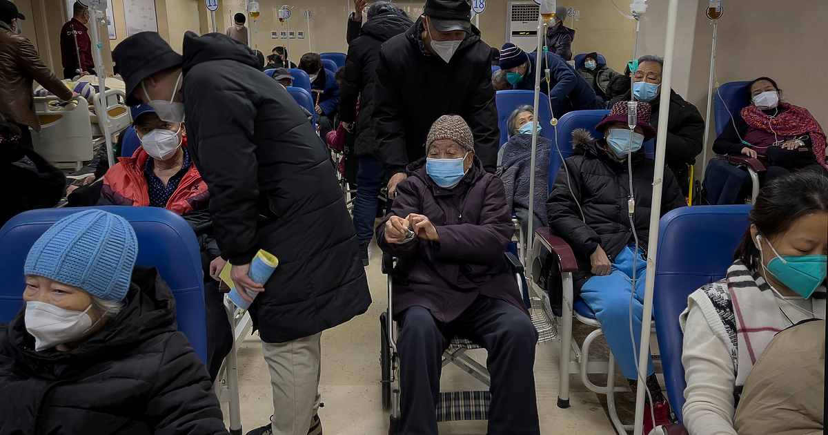 Пекин се възмути от изискванията за тестване за COVID-19, наложени