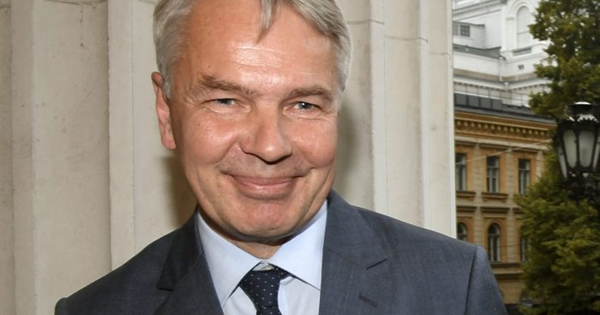 Финландия обяви, че трябва да обмисли присъединяване към НАТО без