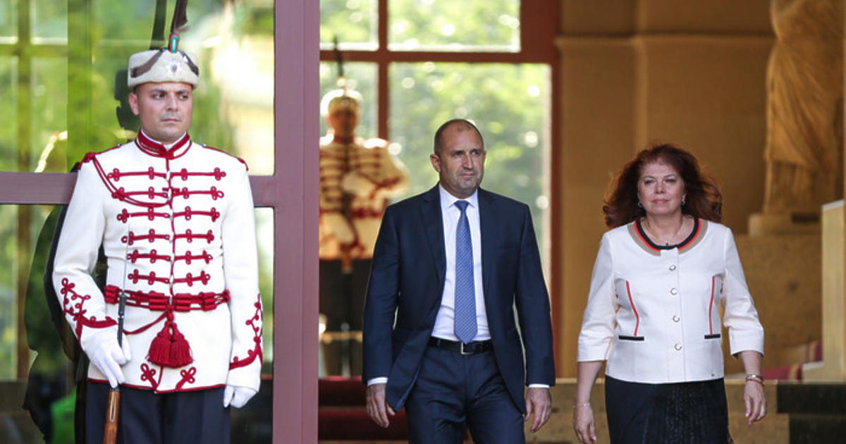 Песимист, съм че ще има стабилно правителство с третия мандат.Така