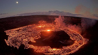 Вулканът Килауеа на Хаваите изригва